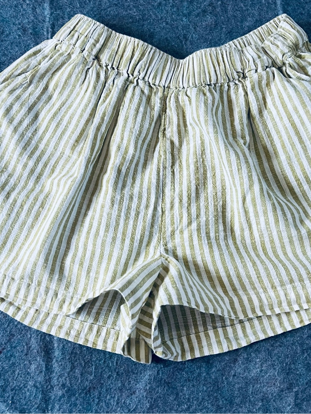Billabong Yellow Striped Elastic-Waist Women’s Athletic Shorts - Picture 6 of 10
